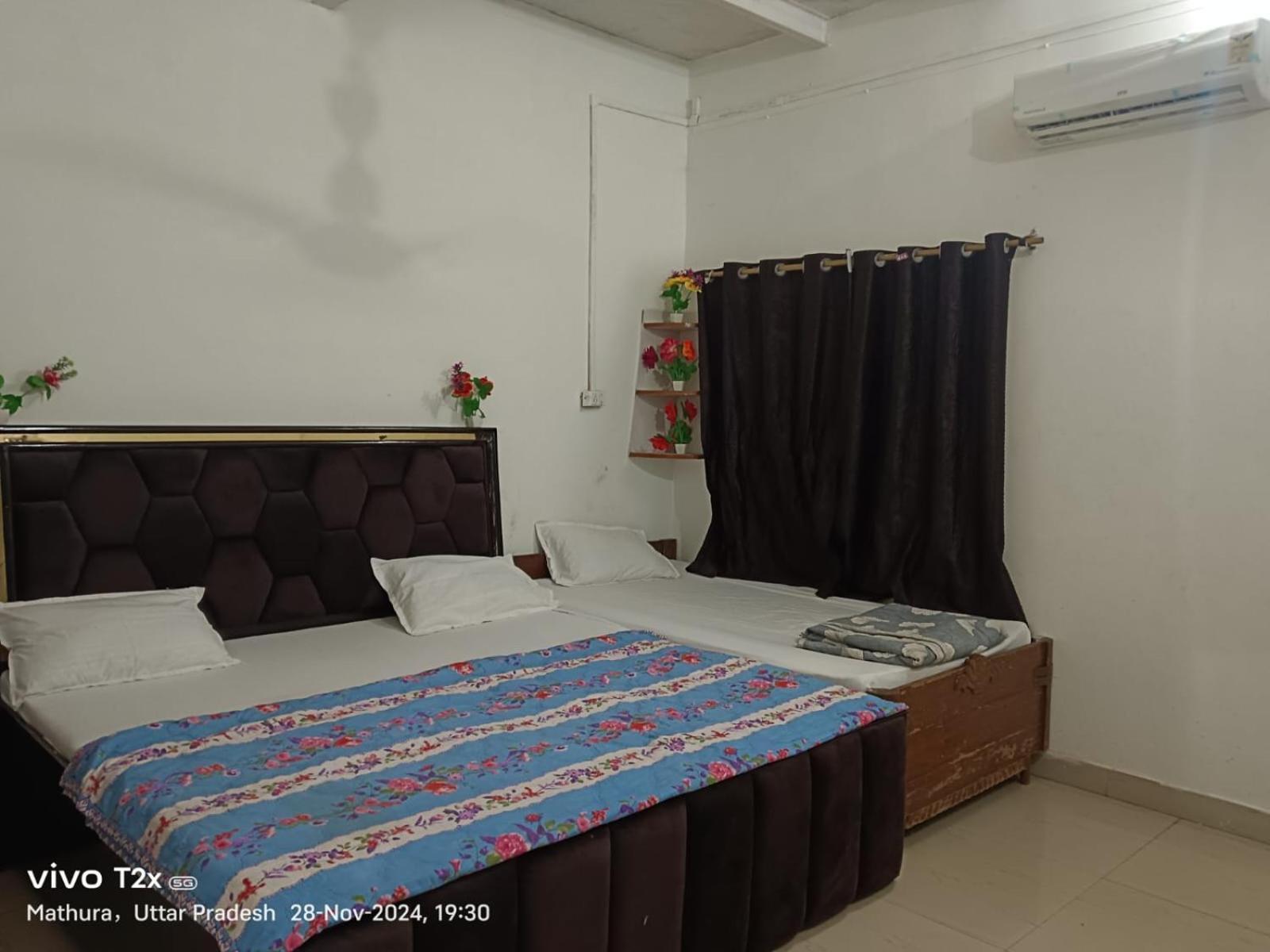 Hari Krishnam Residency Hotel Mathura Luaran gambar
